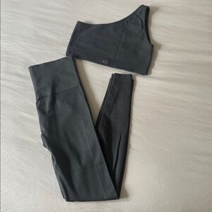 SET Active Sculptflex Set in Slate Grey